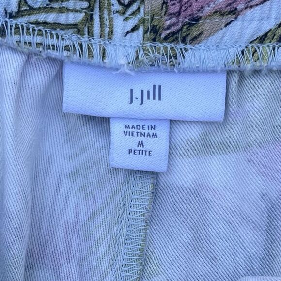 J Jill Floral Pull On Shorts Elastic Waist Size Medium Petite Island Beach Vaca - Picture 7 of 8